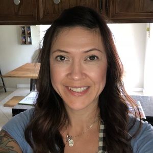 Meet your Posher, Cynthia